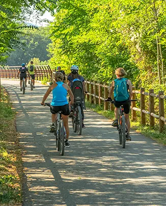 Cyclotourisme sur les voies vertes amenagees