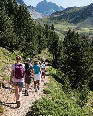 Randonnees pedestres et sentiers d-interpretation